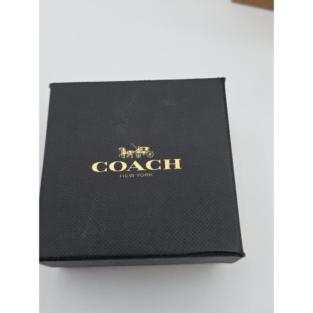 Coach Rose Gold Signature Enamel Round Stud Earrings NWT Gift Box & Gift Bag - Picture 7 of 16